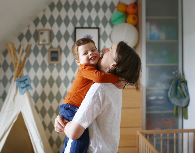 How to Deal with Toddler Tantrums: 9 Expert Calming Methods!