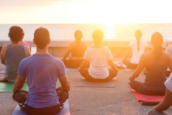 7 Surprising Ways Family Yoga Benefits You And Your Loved Ones